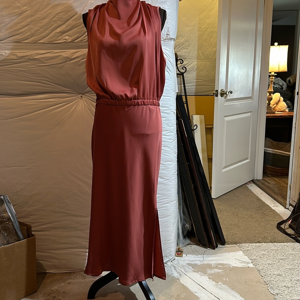 Midi sleeveless satin feel Coral colored dress